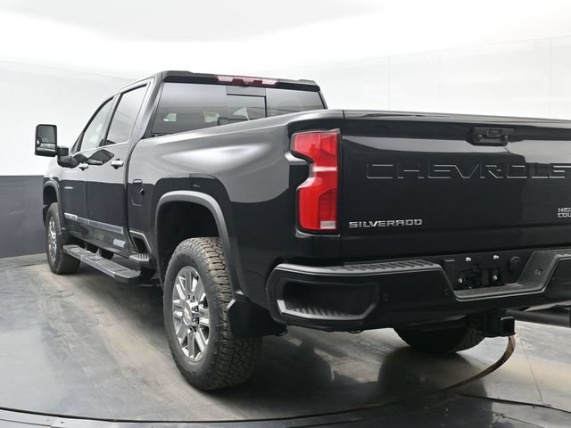 Used 2026 Chevrolet Silverado 2500 High Country w/ Technology Package AWD/4WD image 12