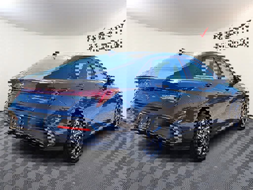 Certified 2024 Hyundai Elantra SEL w/ Convenience Package image 4