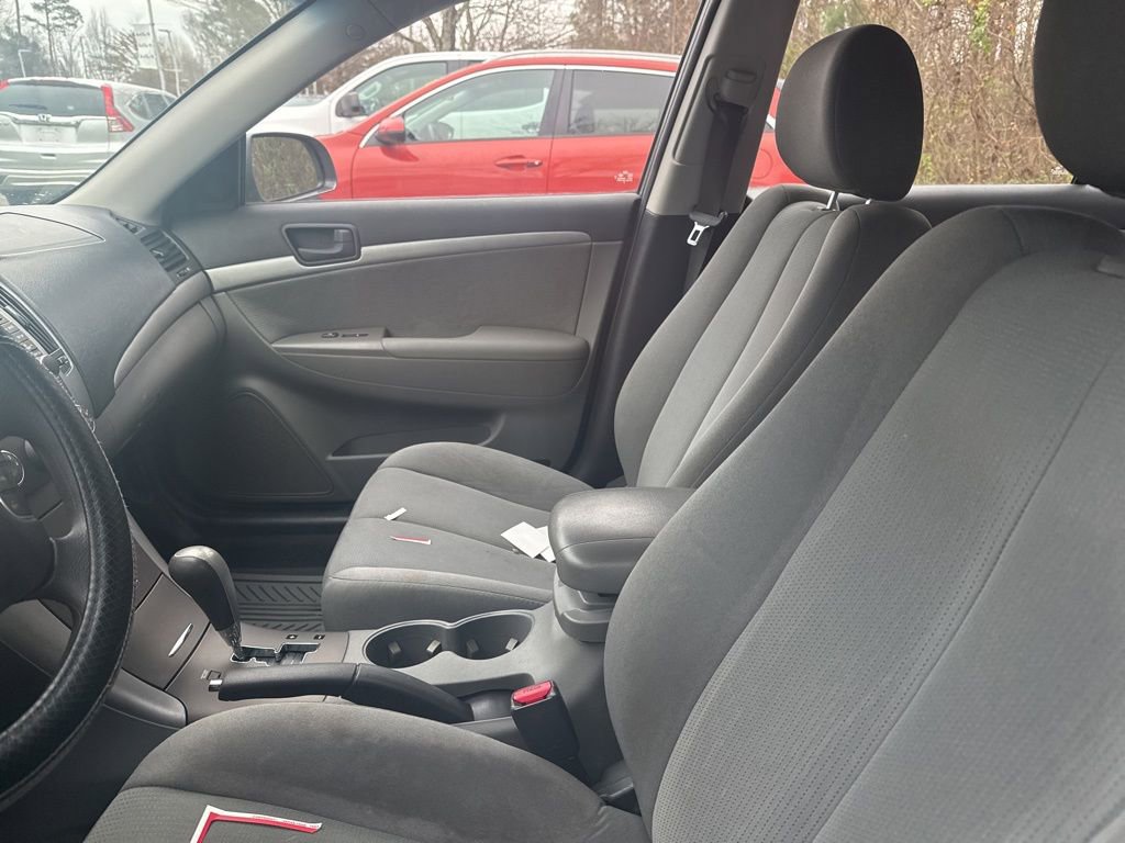 Used 2009 Hyundai Sonata GLS image 10
