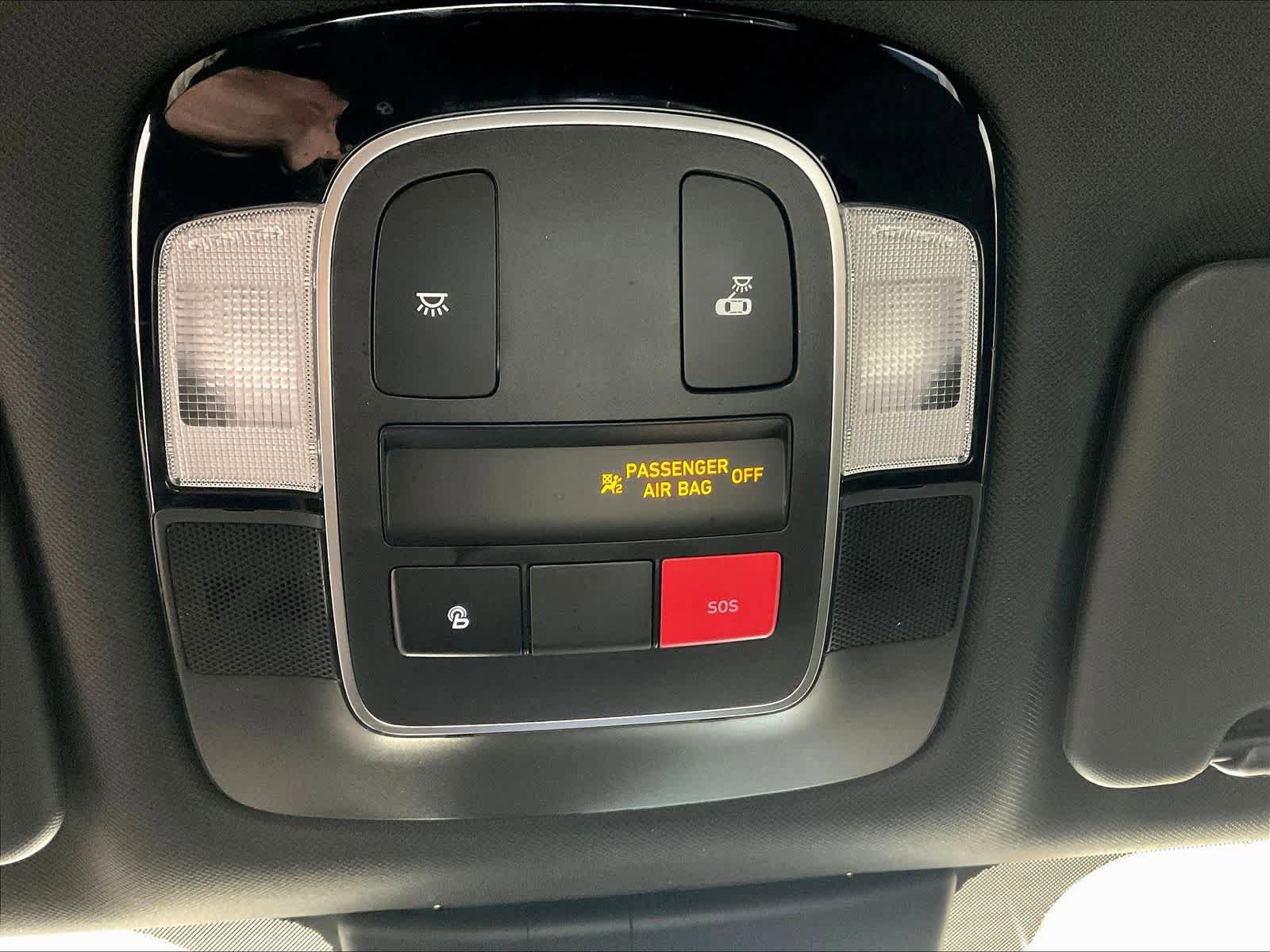 Used 2022 Hyundai Santa Cruz SEL image 25