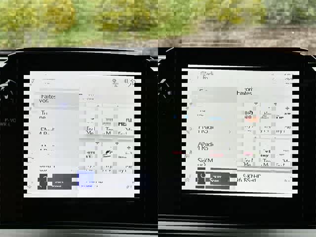 Used 2023 Lexus UX 250h AWD w/ Premium Package image 12