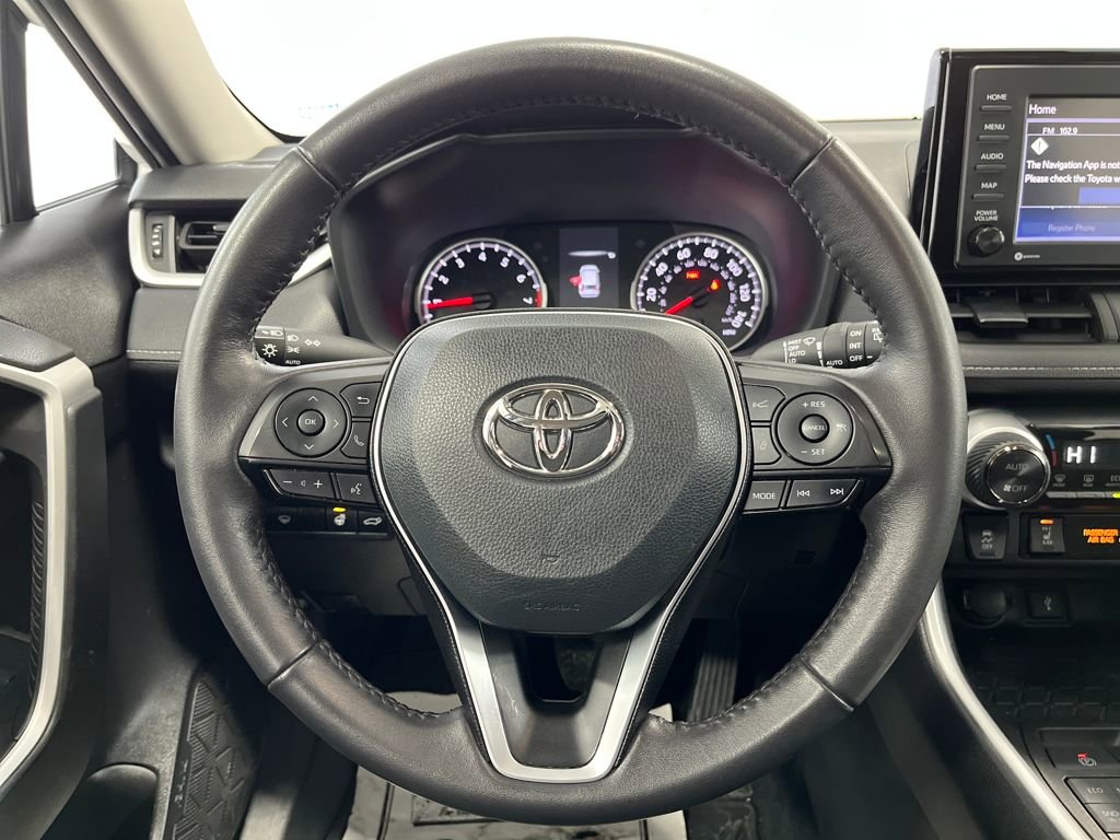 Used 2022 Toyota RAV4 XLE w/ Convenience Package image 16