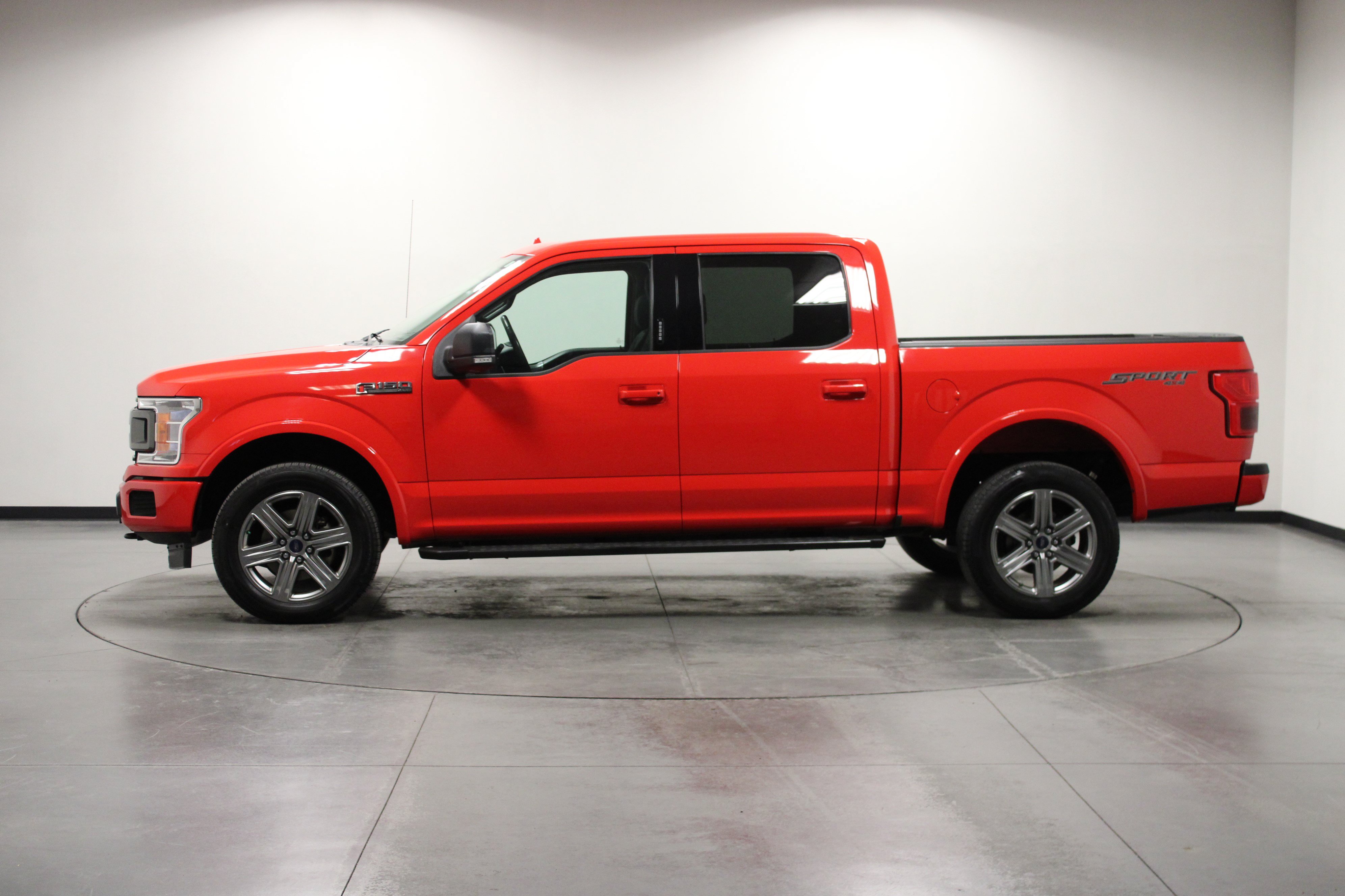 Used 2018 Ford F150 XLT w/ Equipment Group 302A Luxury AWD/4WD image 7