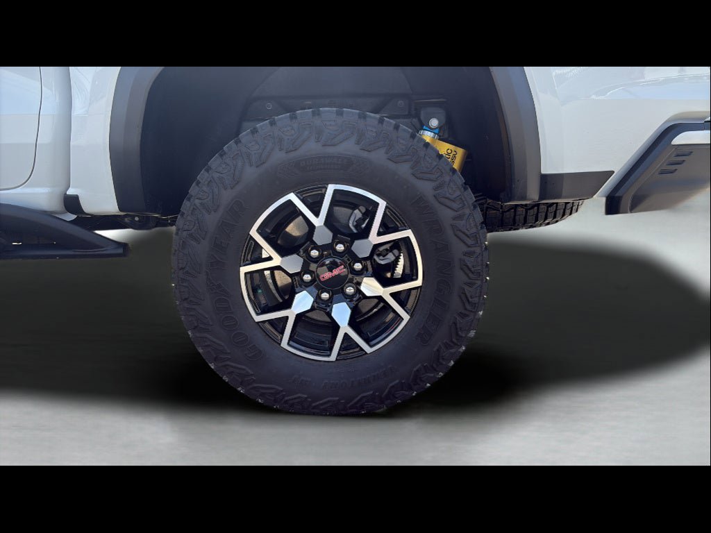 Used 2026 GMC Canyon AT4X image 27