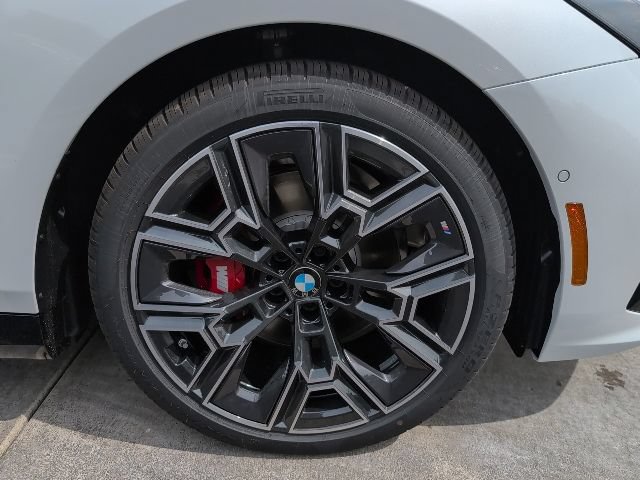 New 2027 BMW 530i xDrive w/ M Sport Package AWD/4WD image 5