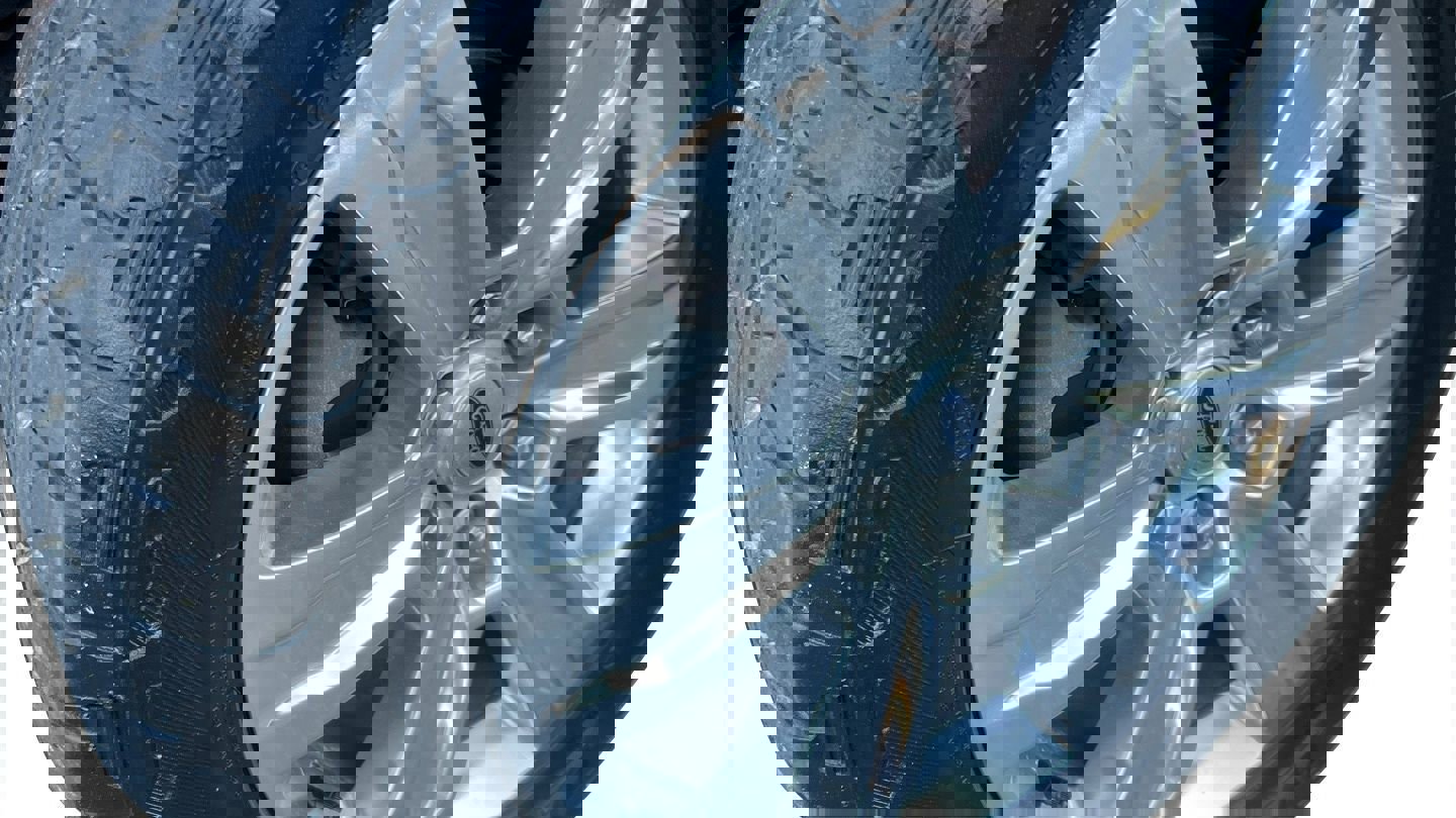 Used 2016 Ford F150 Platinum w/ Equipment Group 701A Luxury AWD/4WD image 49