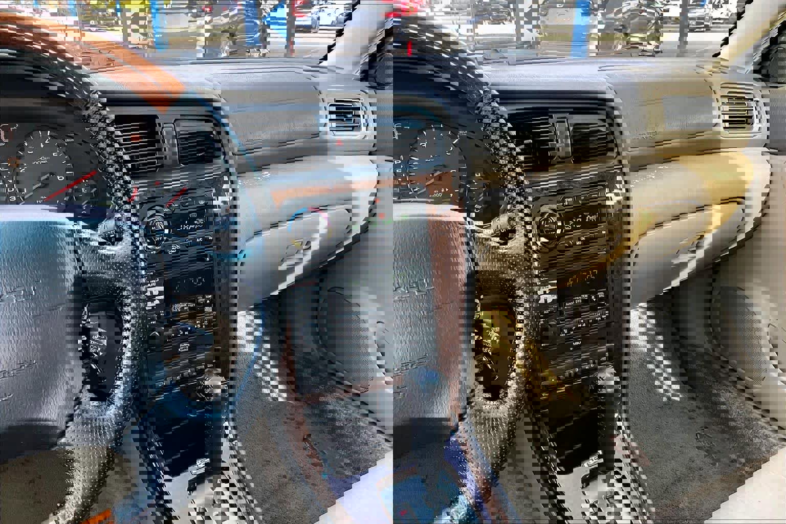 Used 2002 Subaru Outback H6 L.L. Bean Edition image 6