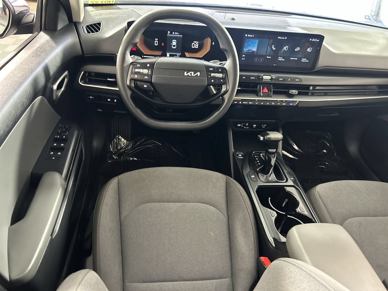 Used 2025 Kia K4 FWD image 21