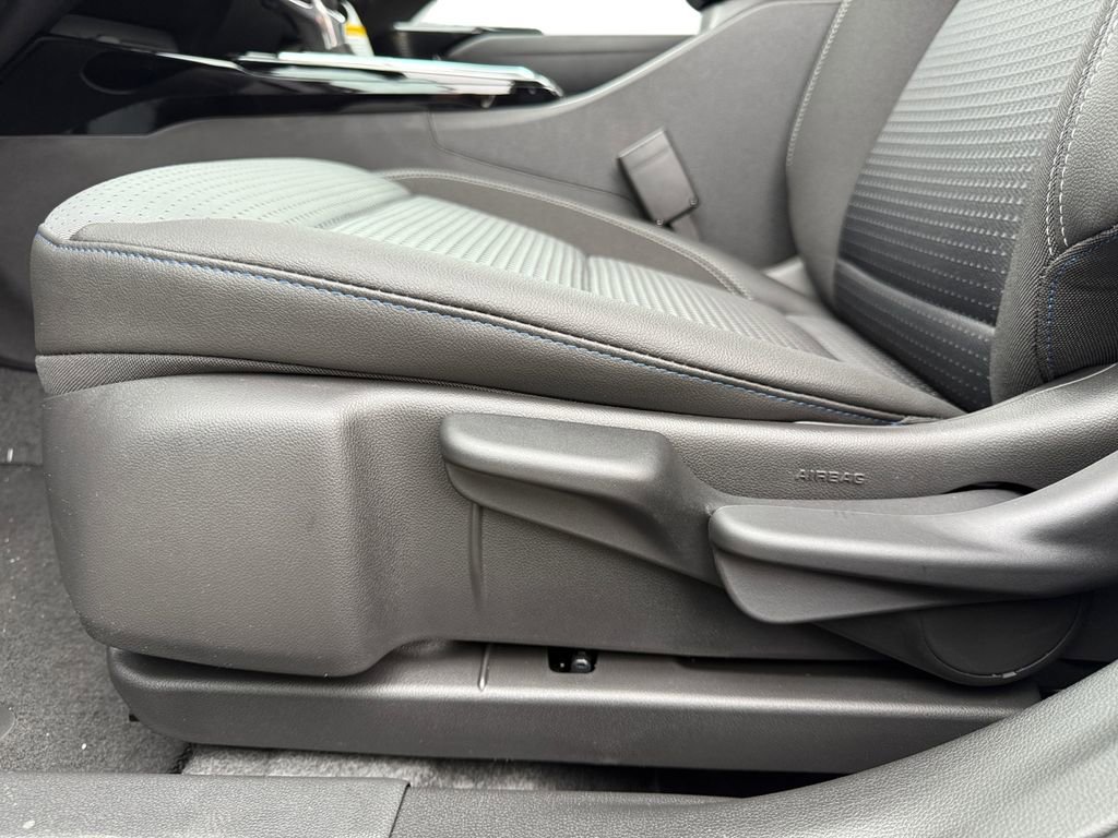 New 2026 Chevrolet Trax LT w/ Sunroof Package image 10