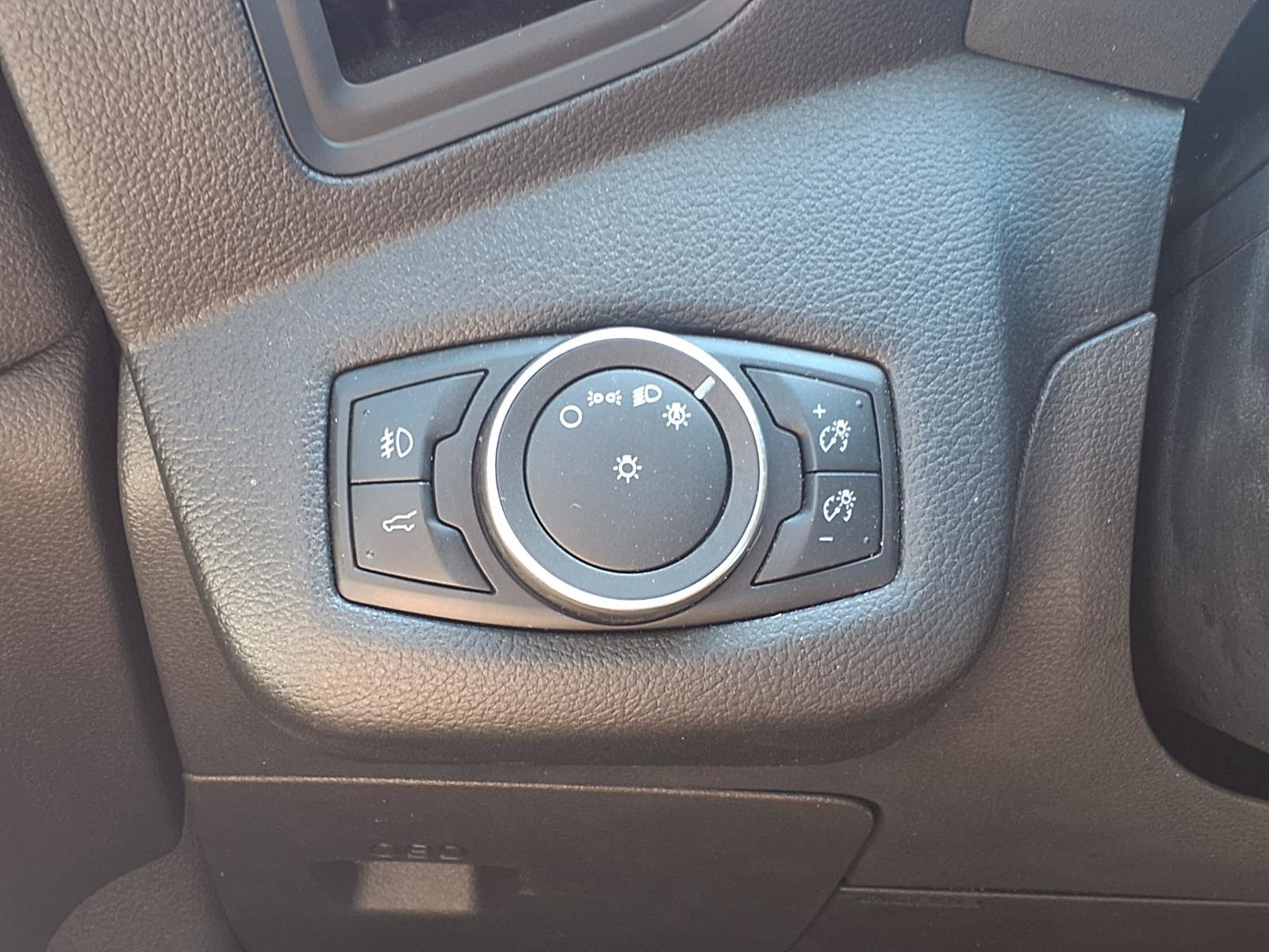Used 2019 Ford Escape SEL FWD image 16