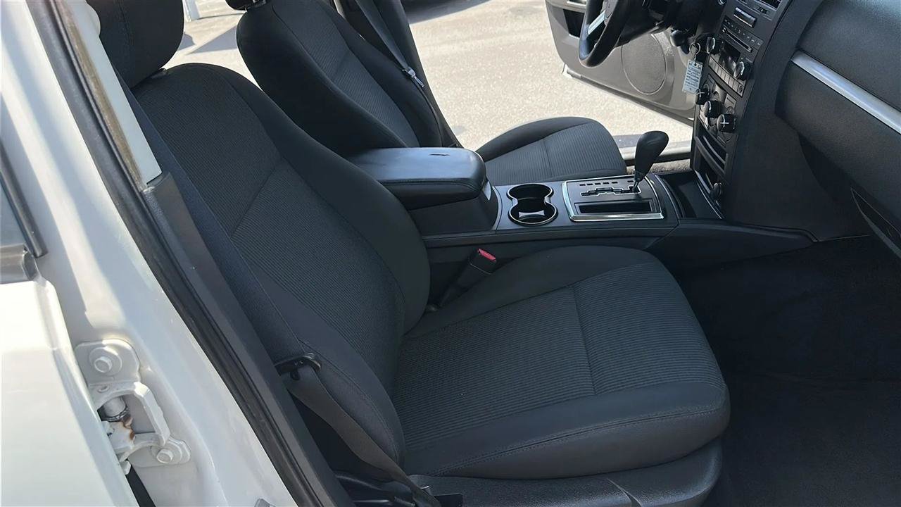 Used 2008 Dodge Charger SE RWD image 35