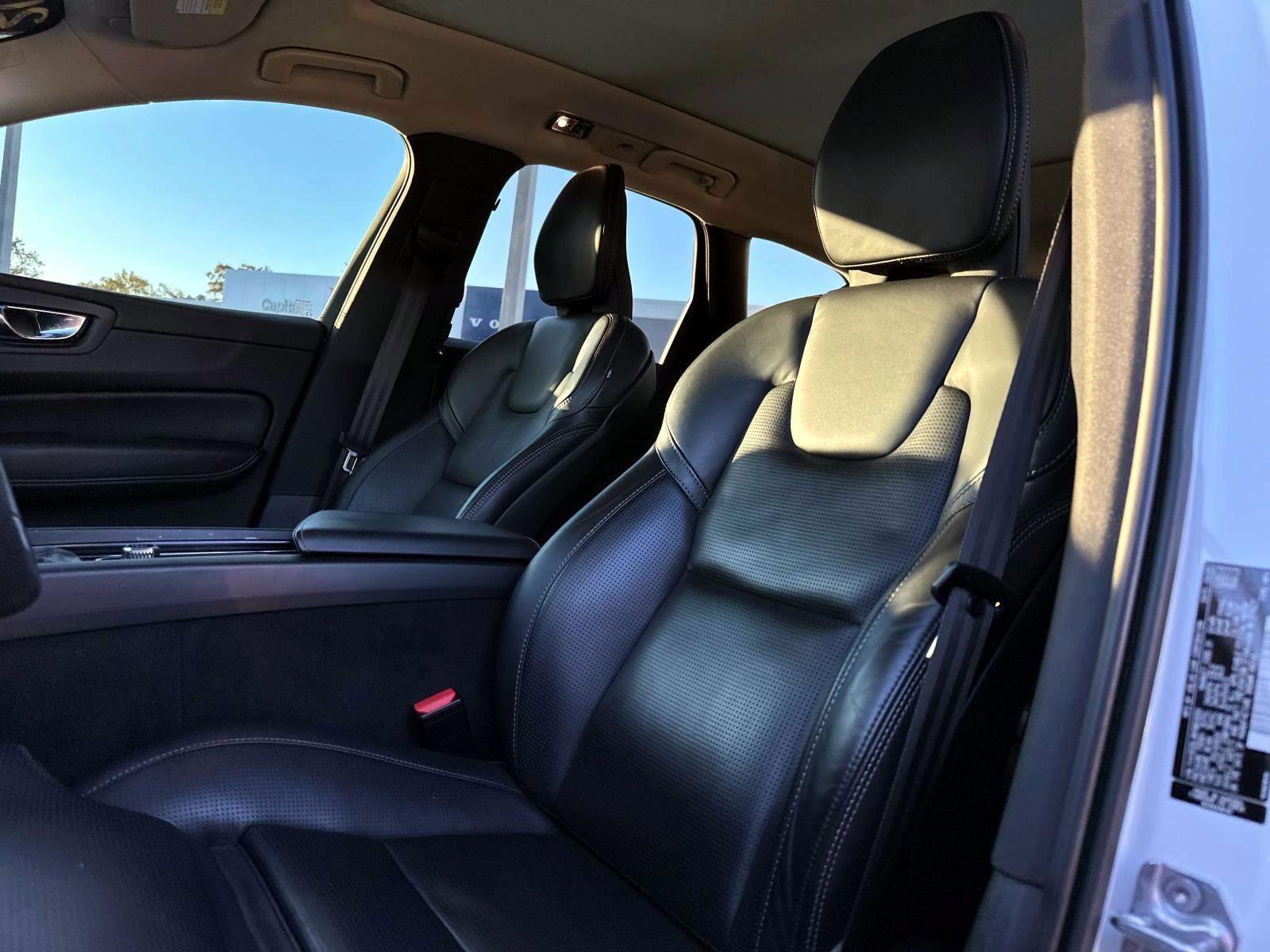 Used 2021 Volvo XC60 T5 Inscription w/ Protection Package Premier image 21