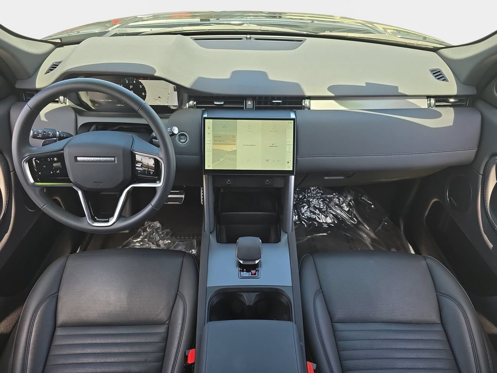 Certified 2025 Land Rover Discovery Sport Dynamic SE AWD/4WD image 9