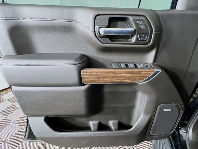 Used 2022 Chevrolet Silverado 1500 High Country image 32