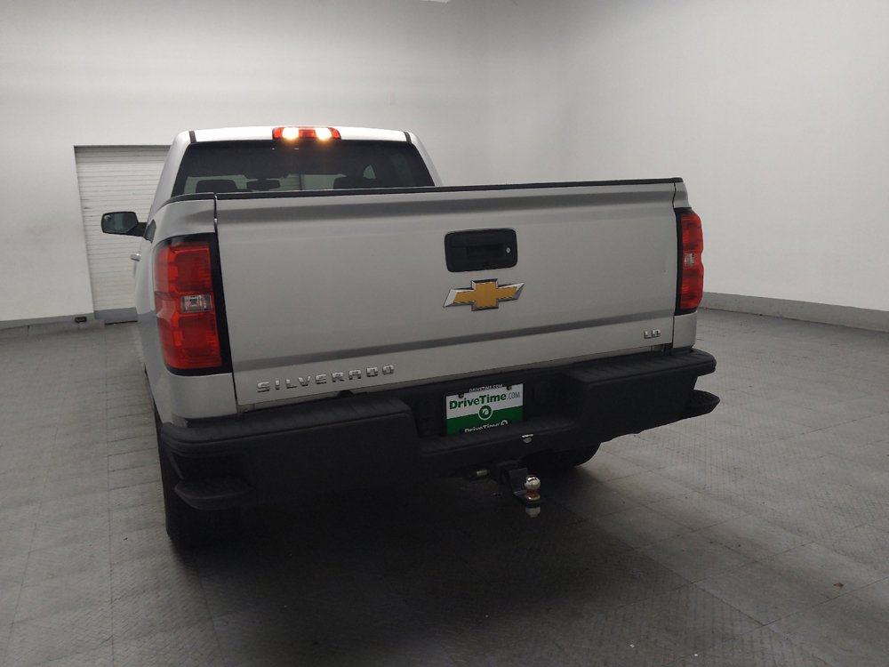 Used 2019 Chevrolet Silverado 1500 LT RWD image 6