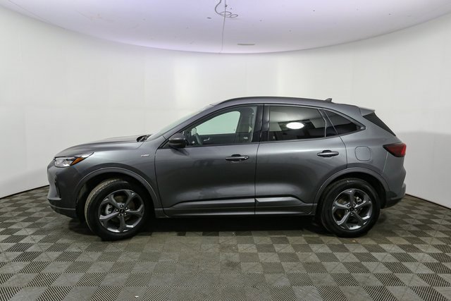 Used 2023 Ford Escape ST-Line w/ Tech Pack #1 image 6