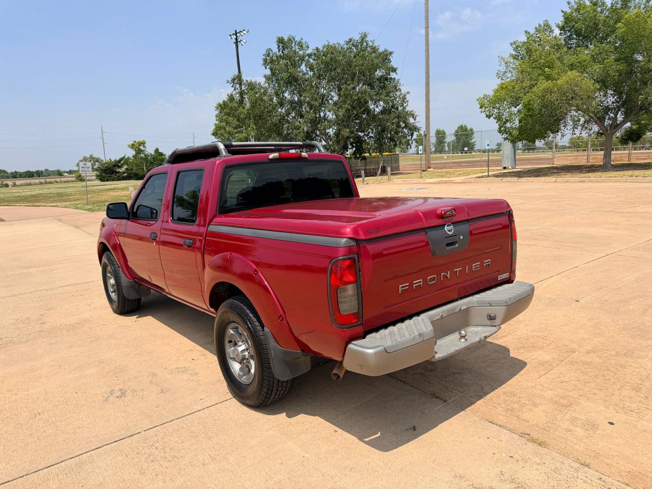 Used 2003 Nissan Frontier XE RWD image 8