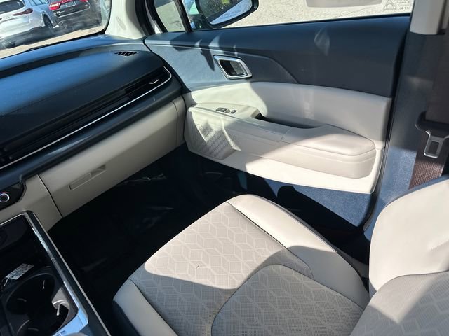 Used 2026 Kia Carnival EX image 28