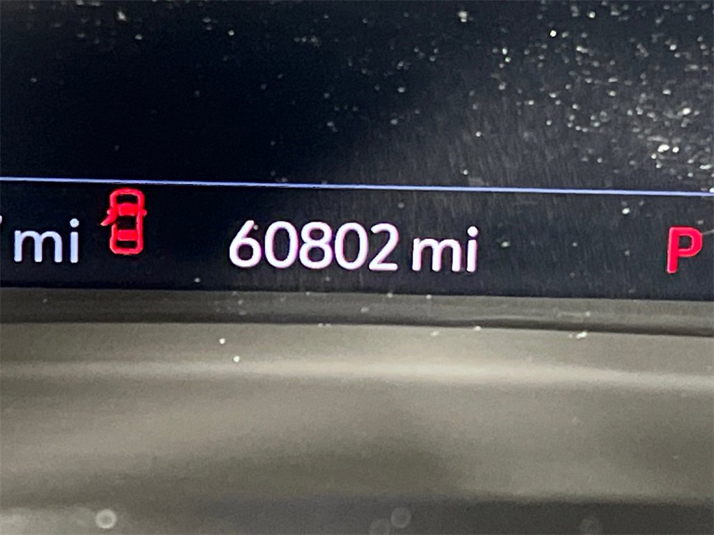 Used 2023 Buick Envision Essence image 28