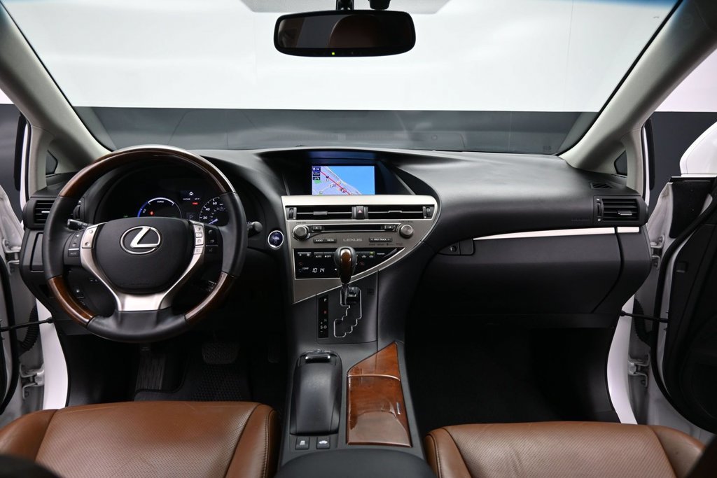 Used 2015 Lexus RX 450h AWD image 22