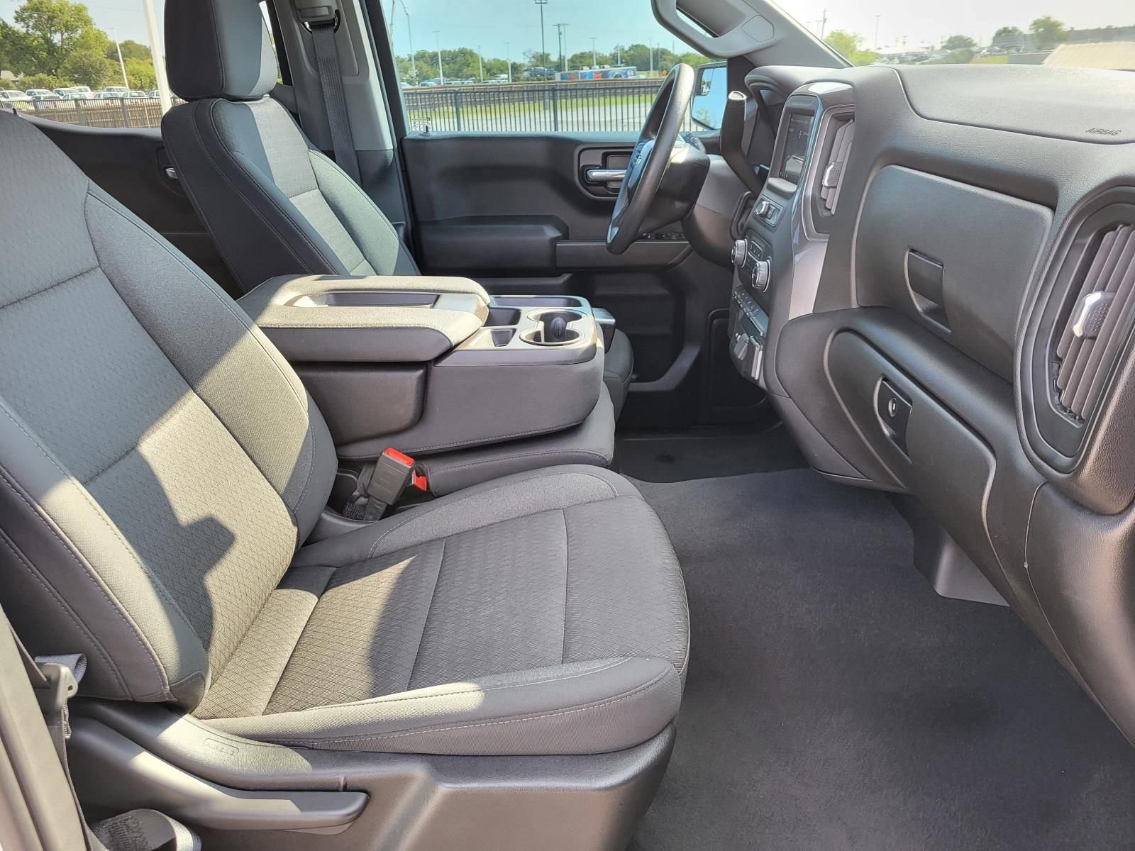 Used 2023 Chevrolet Silverado 1500 Custom image 15