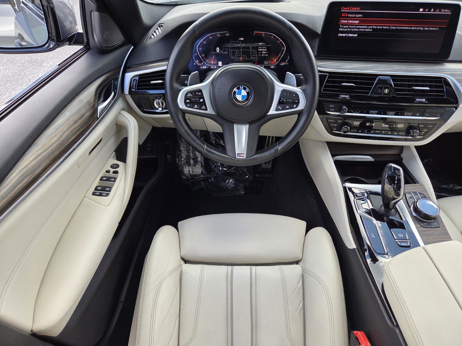 Used 2023 BMW 530i w/ Executive Package RWD image 12