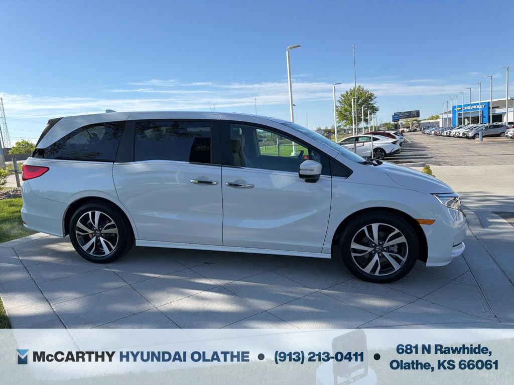 Used 2023 Honda Odyssey Touring image 17