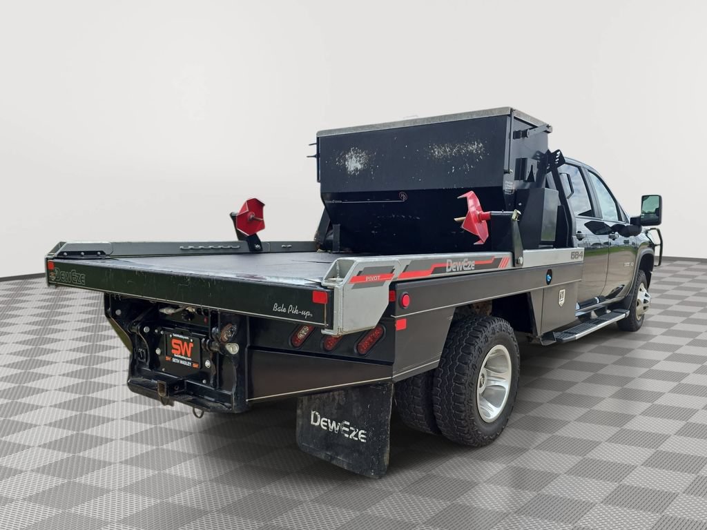 Used 2022 Chevrolet Silverado 3500 LT w/ Convenience Package AWD/4WD image 7