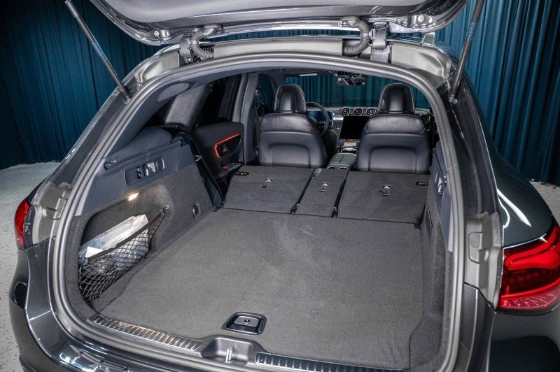 Certified 2026 Mercedes-Benz GLC 300 image 7