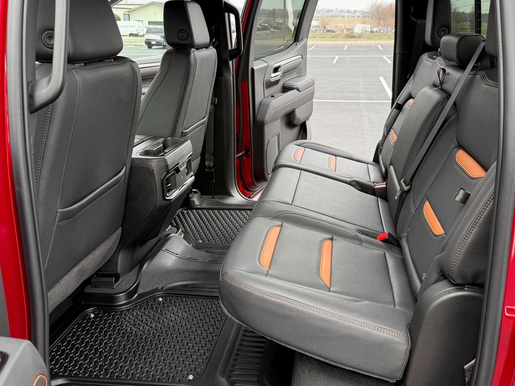 Used 2025 GMC Sierra 1500 AT4 w/ AT4 Premium Package image 17