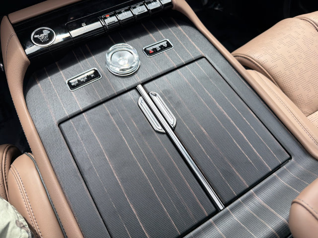 New 2027 Lincoln Navigator L Black Label AWD/4WD image 34