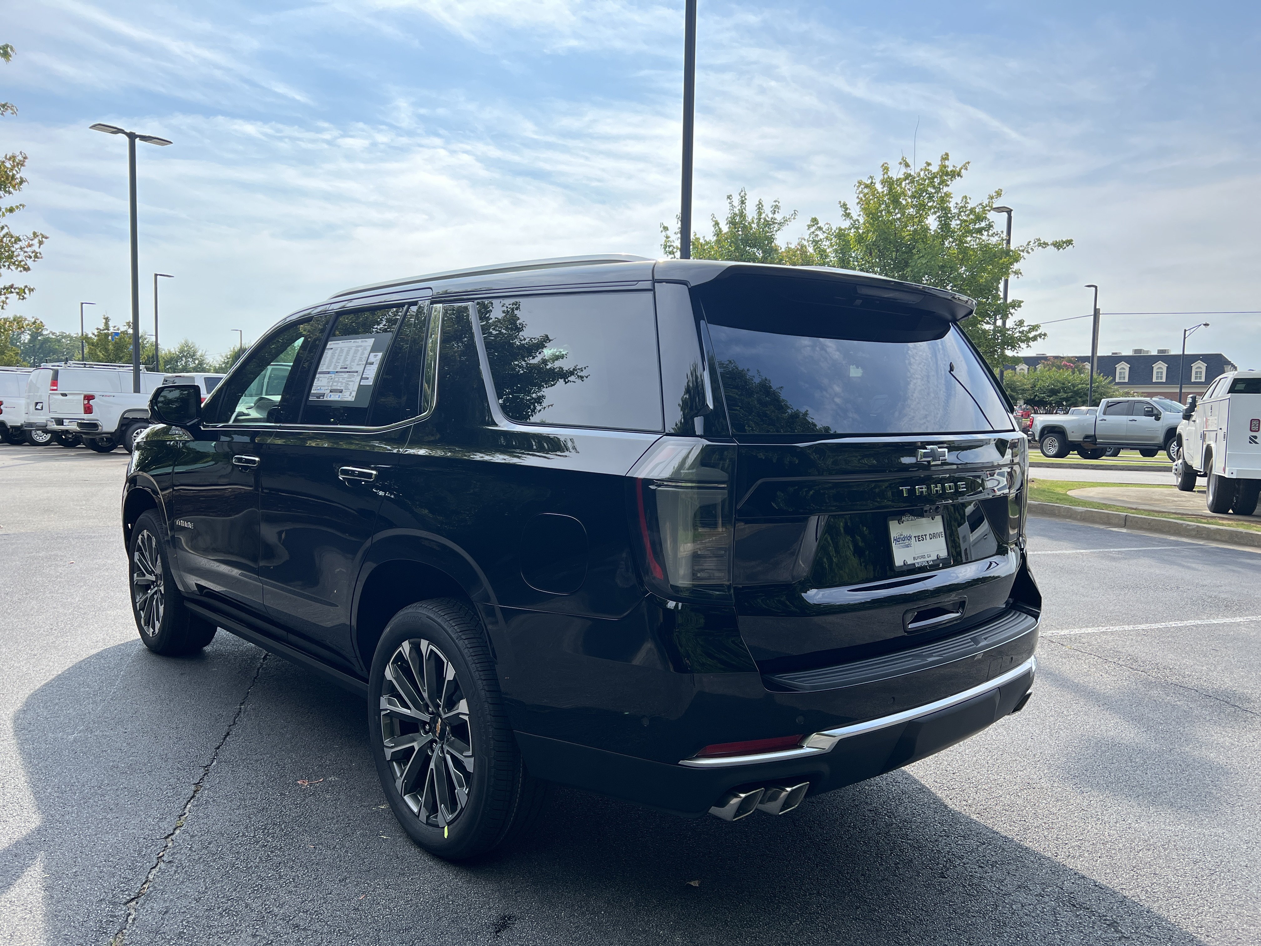 New 2026 Chevrolet Tahoe High Country w/ LPO, Get Active Package AWD/4WD image 7