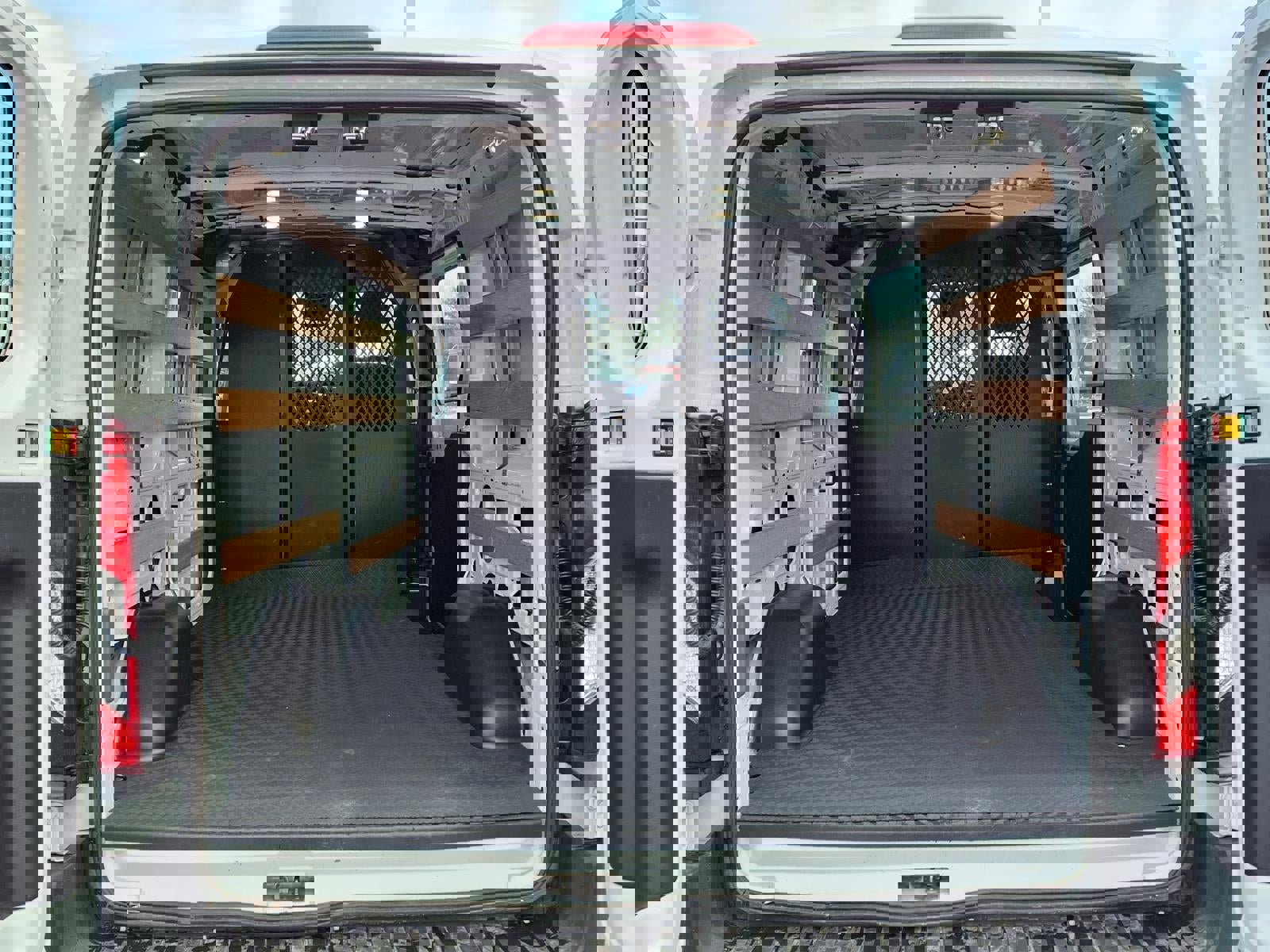 Used 2024 Ford Transit 250 Low Roof w/ Exterior Upgrade Package image 9