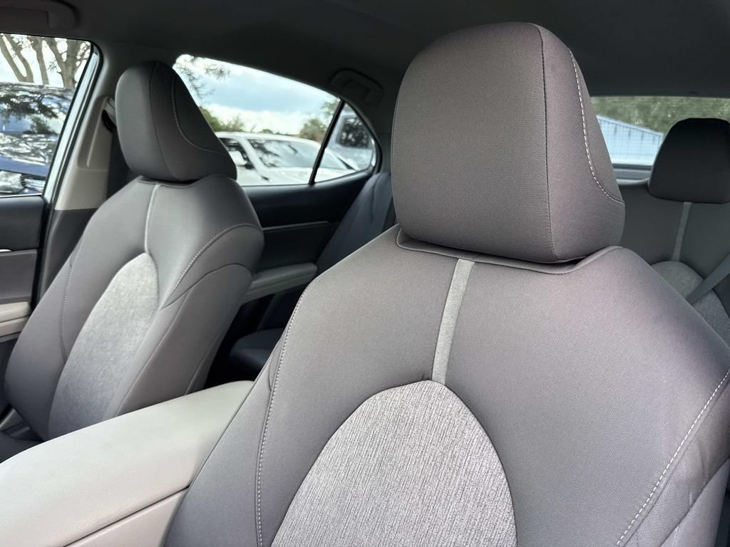 Used 2023 Toyota Camry LE FWD image 23