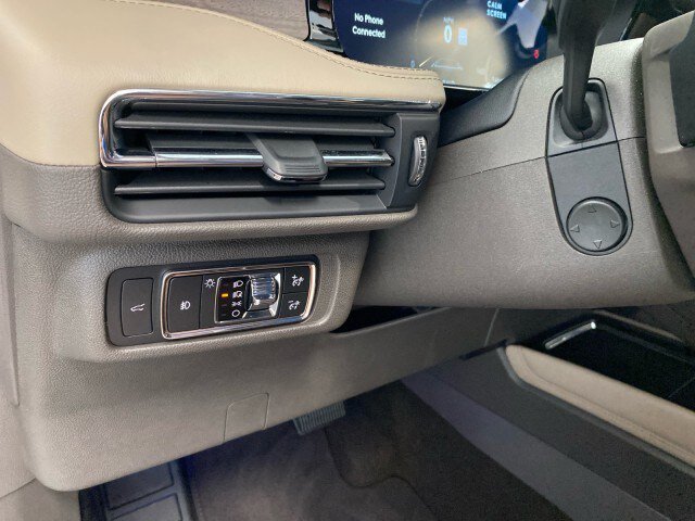 Used 2020 Lincoln Corsair Reserve w/ Equipment Group 202A AWD/4WD image 17