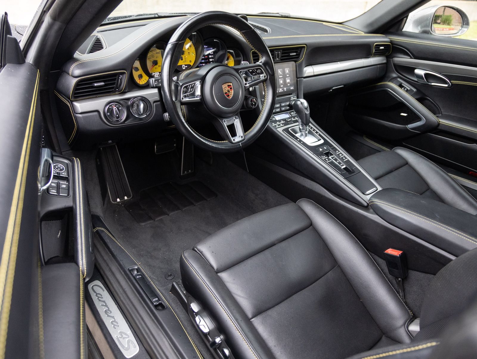 Certified 2018 Porsche 911 Carrera 4S AWD/4WD image 3