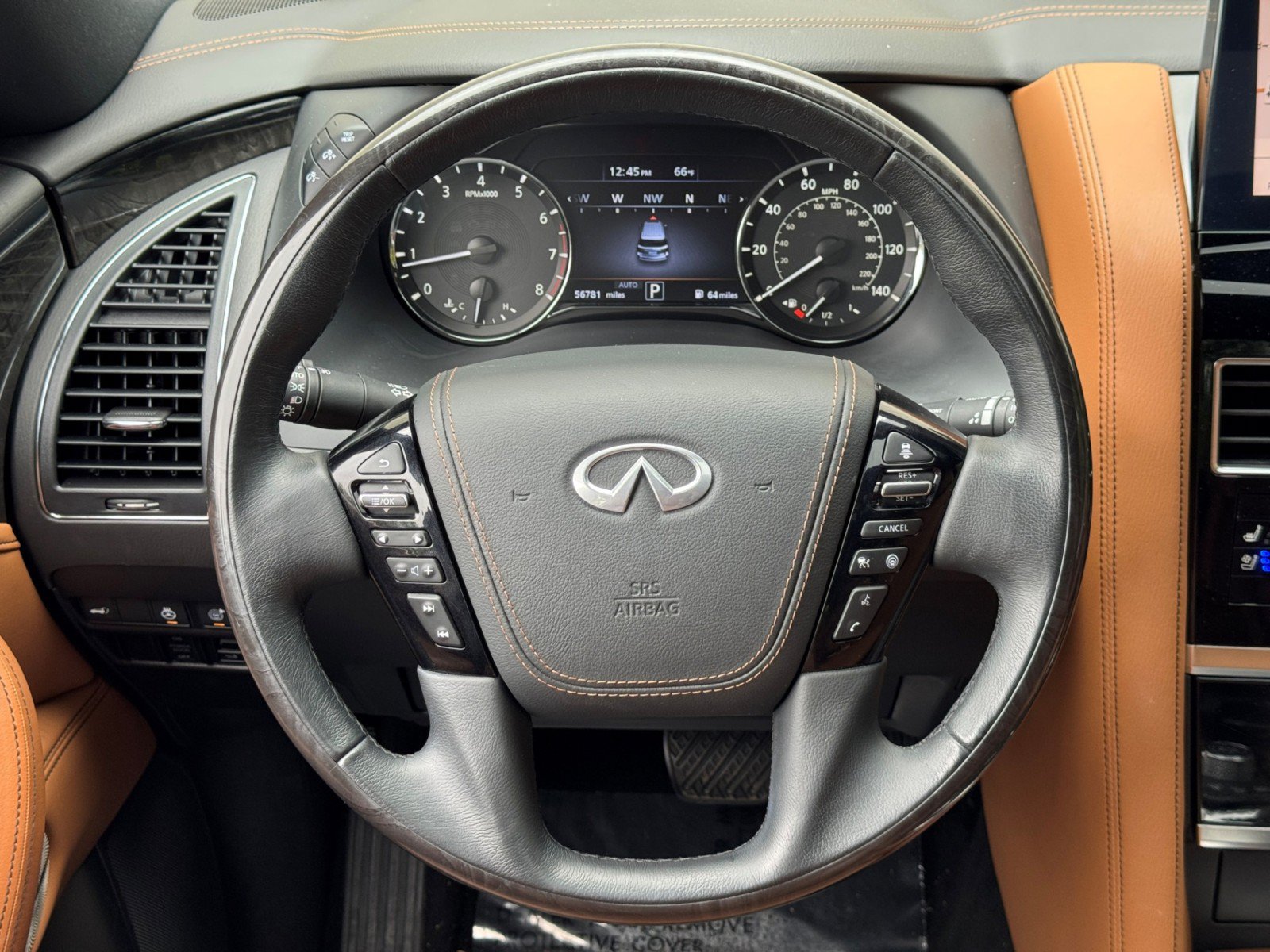 Used 2022 INFINITI QX80 Sensory w/ All-Season Package AWD/4WD image 21