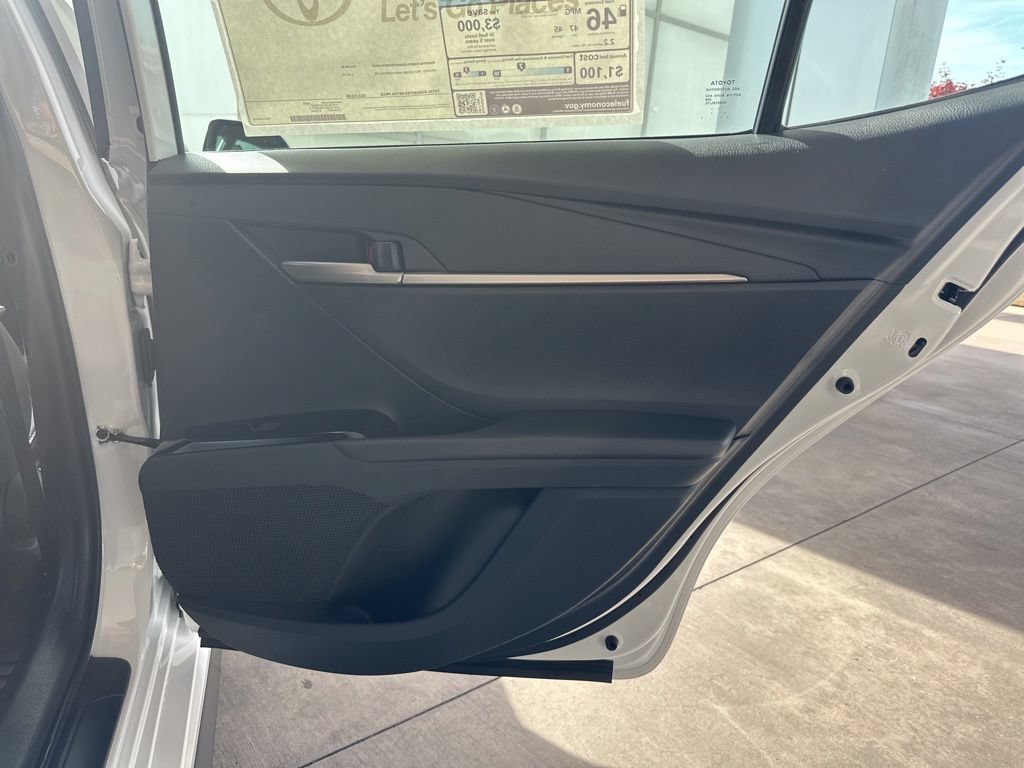 New 2026 Toyota Camry SE FWD image 14