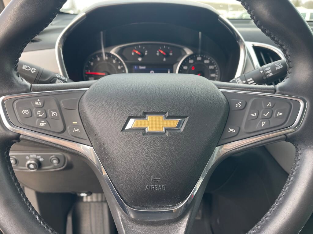 Used 2020 Chevrolet Equinox LT w/ Driver Convenience Package image 10