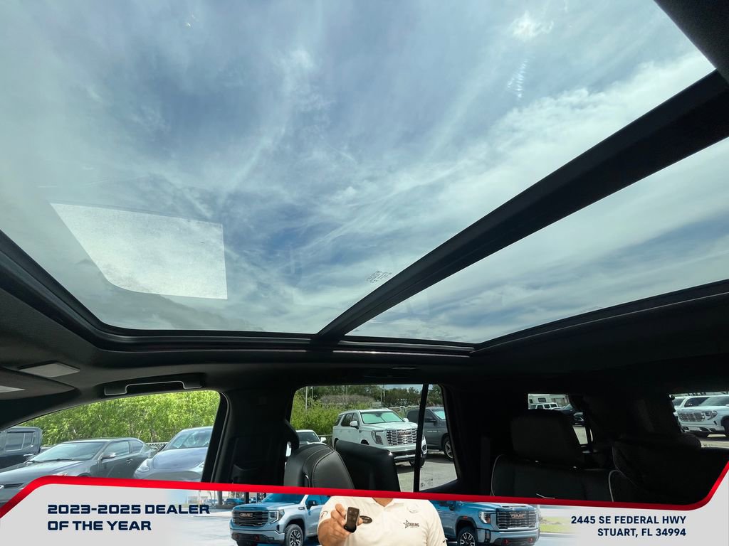 Used 2023 Cadillac Escalade Premium Luxury w/ Performance Package image 38