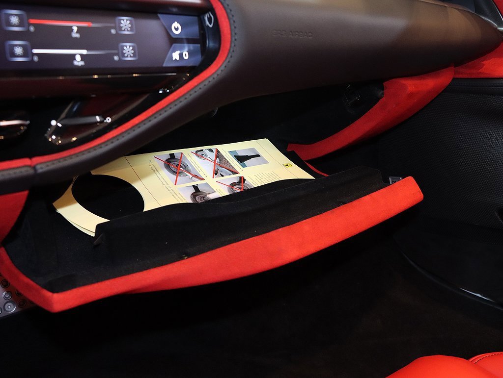 Certified 2024 Ferrari SF90 Spider image 90