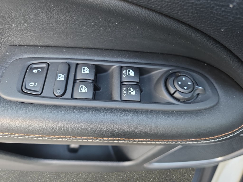 Used 2019 Jeep Compass Sport w/ Cold Weather Group AWD/4WD image 30
