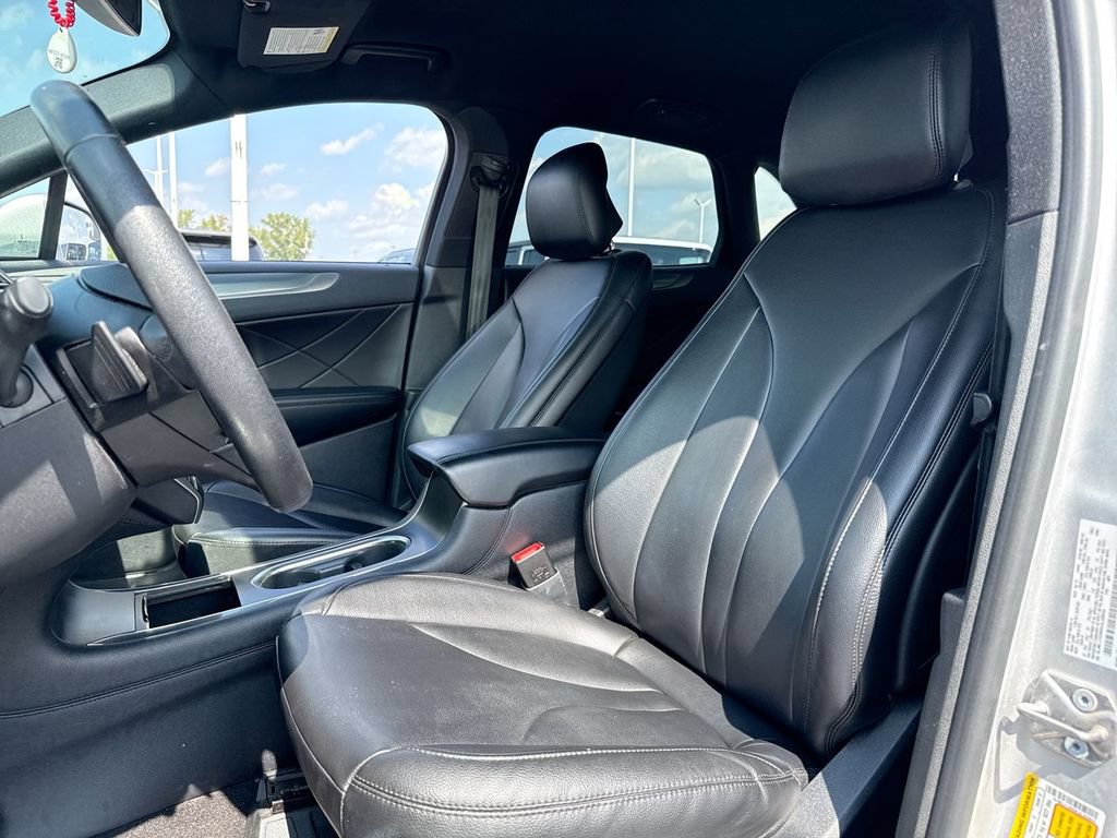 Used 2019 Lincoln MKC Premiere AWD/4WD image 11