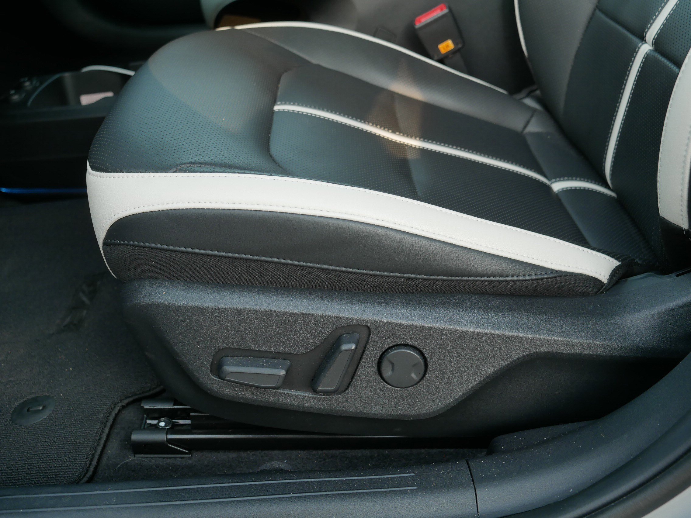 Certified 2025 Kia EV6 GT-Line AWD/4WD image 21