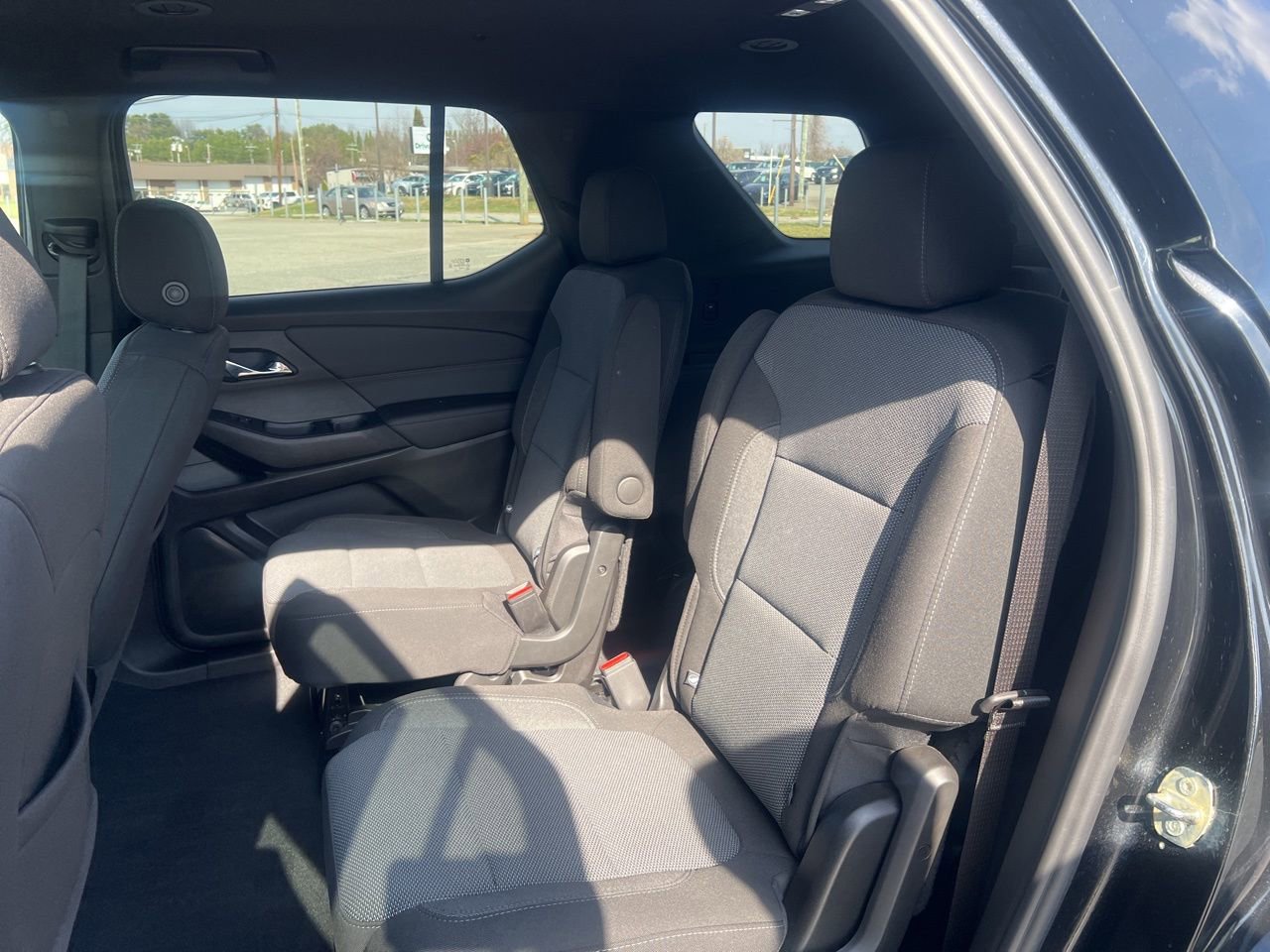 Used 2023 Chevrolet Traverse LT w/ LPO, Floor Liner Package image 19