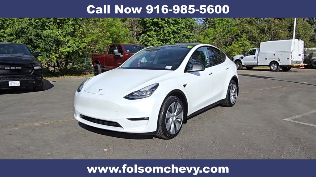 Used 2022 Tesla Model Y Long Range AWD/4WD image 5
