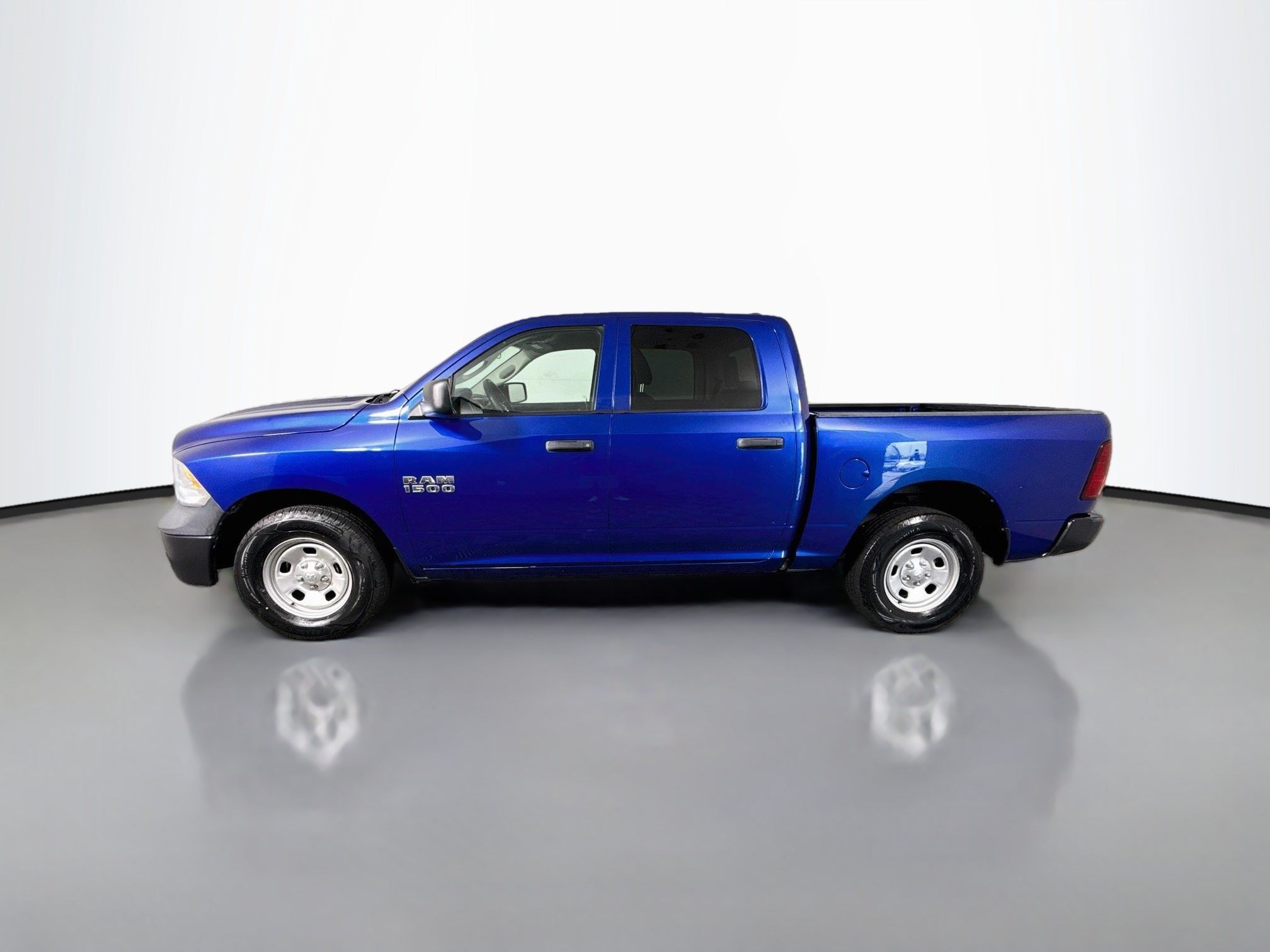 Used 2018 RAM 1500 Tradesman w/ Popular Equipment Group RWD image 6