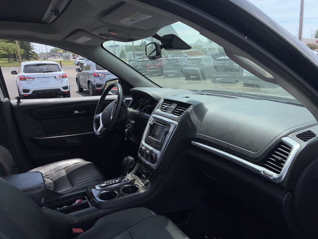 Used 2017 GMC Acadia Limited SLT AWD/4WD image 4