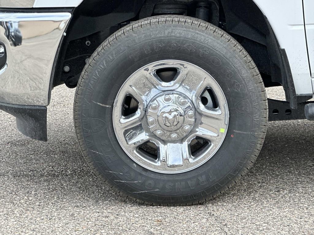 New 2026 RAM 3500 Tradesman AWD/4WD image 8