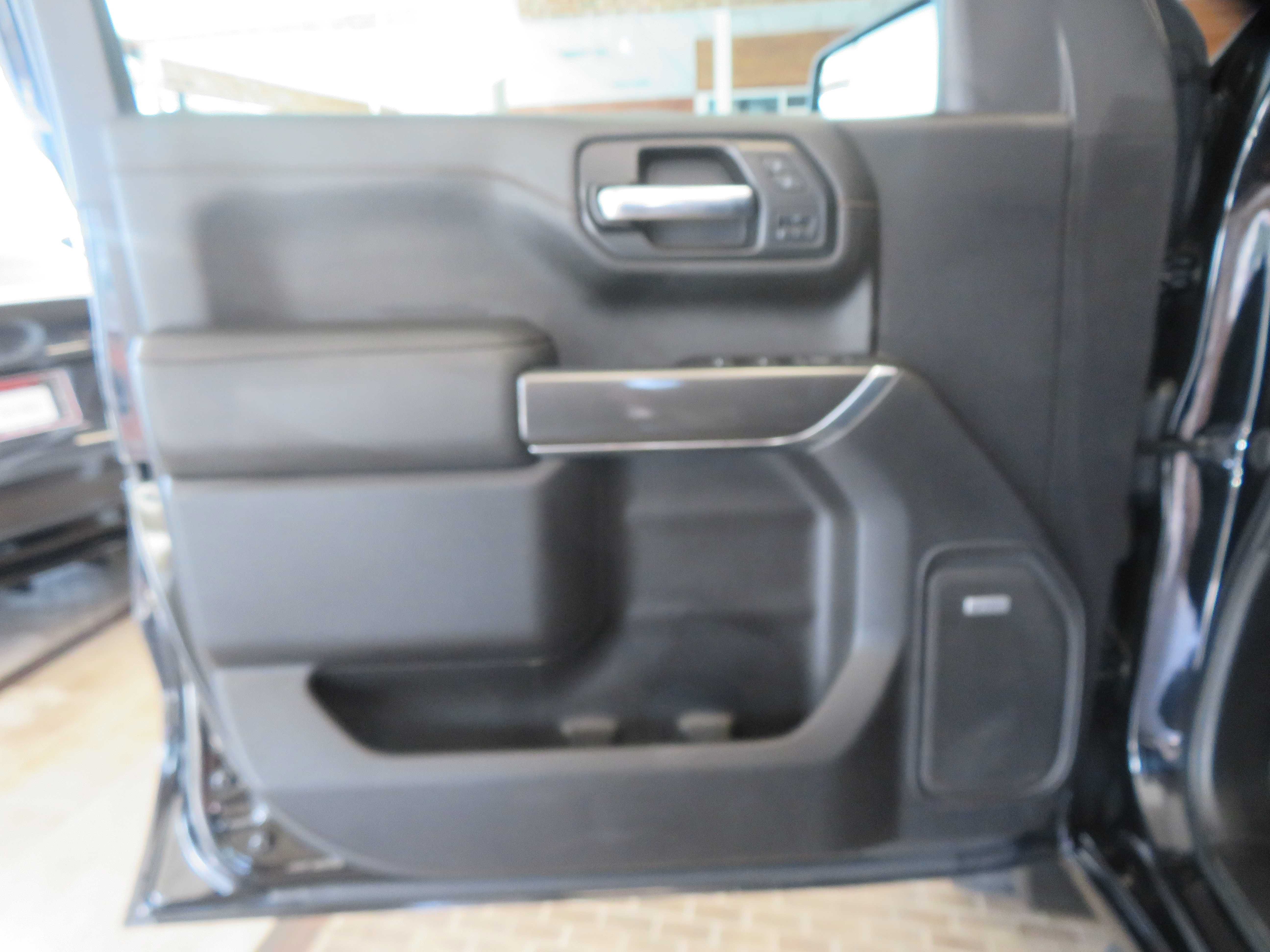 Used 2022 GMC Sierra 1500 AT4 w/ AT4 Preferred Package AWD/4WD image 13